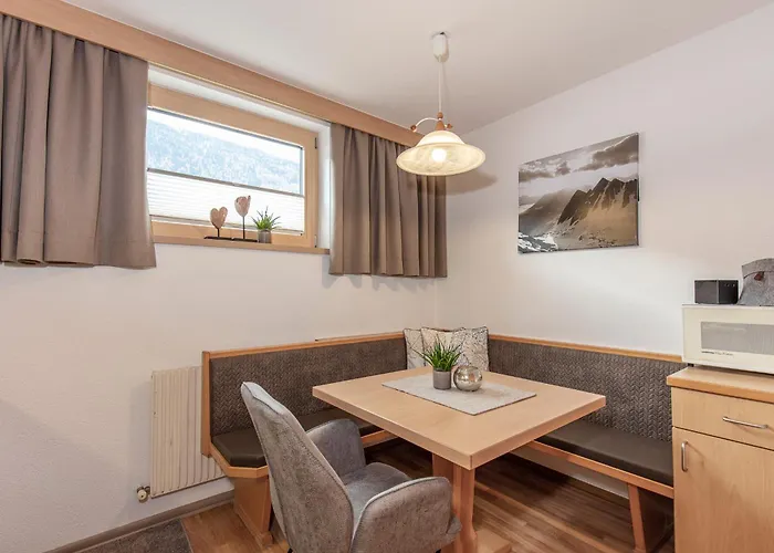 Gustls Ferienhaeusl * Ζόλντεν